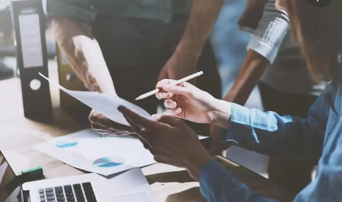 法律和政策有什么不同的