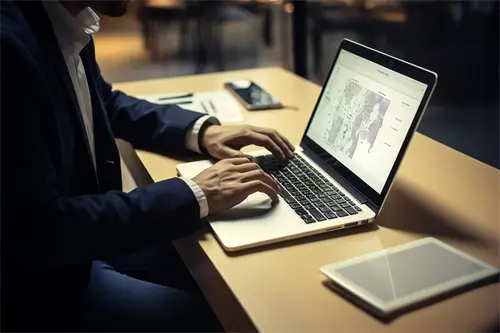 法律体系是由什么部构成